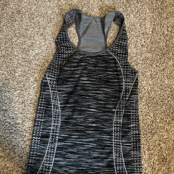 Matching Work Out Set | 2-piece workout set - Picture 6 of 10